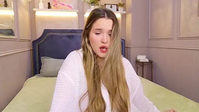 Snapshot of Lina_Sinerz chatting on 02-13-26, 08:27 Lina Sinerz online show from 02-13-26, 08:27