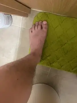 hairylittledic online show from 06-02-26, 11:07