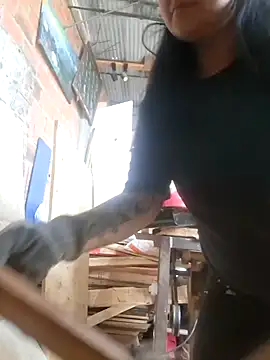 Magenta Moon online show from 12-17-25, 08:26