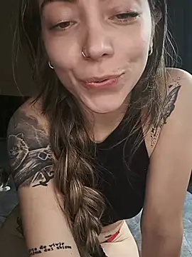 Ceciihot online show from 06-02-26, 04:53