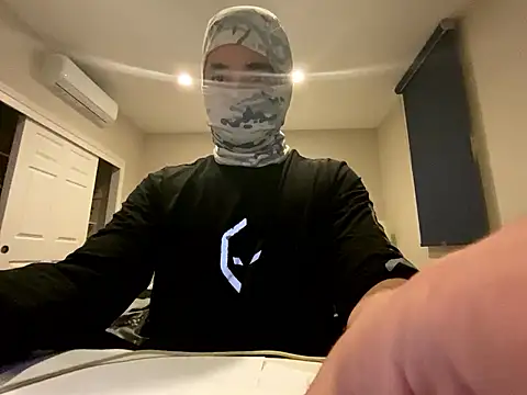 phantom898983 online show from 03-04-26, 05:35