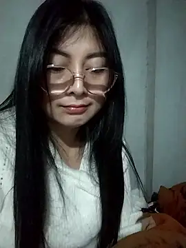 Snapshot of Paerl-sweet chatting on 02-03-26, 02:53 Paerl-sweet online show from 02-03-26, 02:53