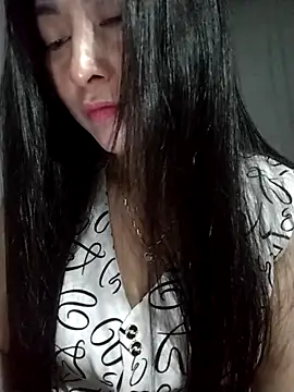 Snapshot of Paerl-sweet chatting on 03-12-26, 02:29 Paerl-sweet online show from 03-12-26, 02:29