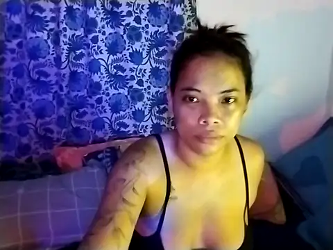Snapshot of Cinpussie89 chatting on 07-16-26, 04:35 Cinpussie89 online show from 07-16-26, 04:35