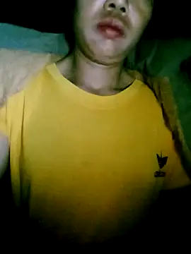 Snapshot of anna-can chatting on 12-16-25, 02:11 anna-can online show from 12-16-25, 02:11