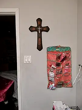 SpiderRose online show from 02-10-26, 05:44