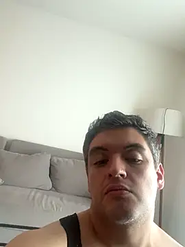 Snapshot of tritonhotchem chatting on 12-05-25, 09:51 tritonhotchem online show from 12-05-25, 09:51