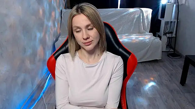 MiaBun1 online show from 03-02-26, 05:08