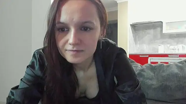 OliviaMuur online show from 01-14-26, 05:35