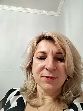 AhlyssaLove1155 online show from 12-13-25, 07:53