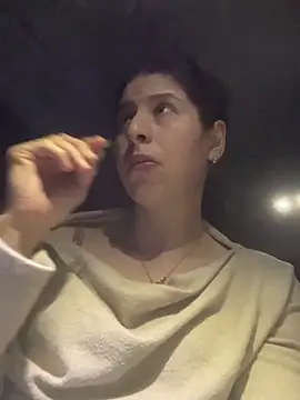 Snapshot of coupledeea chatting on 02-20-26, 07:36 coupledeea online show from 02-20-26, 07:36