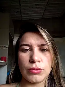 Snapshot of Charlott_smi chatting on 05-09-26, 04:23 Charlott smi online show from 05-09-26, 04:23
