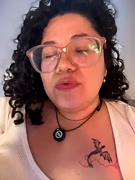 VanesssaMilf  online show from 02-05-26, 01:05