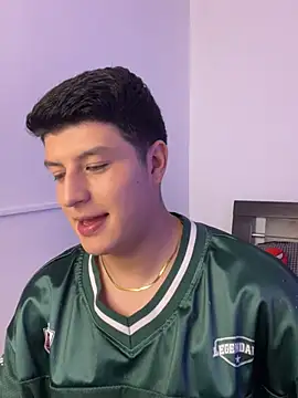 Goldenknight33 online show from 04-01-26, 03:09