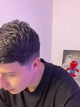 Goldenknight33 online show from 04-17-26, 03:48