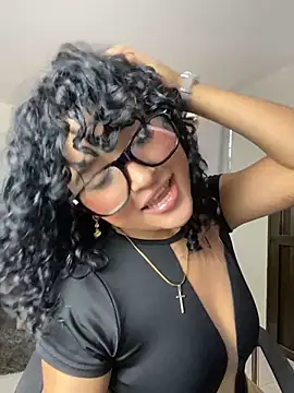 ladulcemary  online show from 05-16-26, 08:07