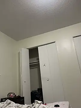 Hornystuff online show from 04-06-26, 08:15