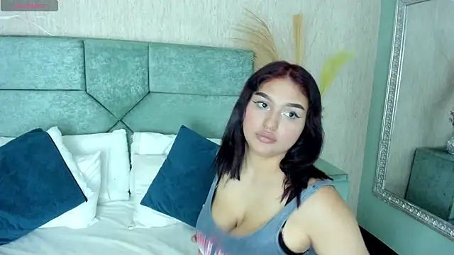 NaomySakura online show from 01-14-26, 08:03