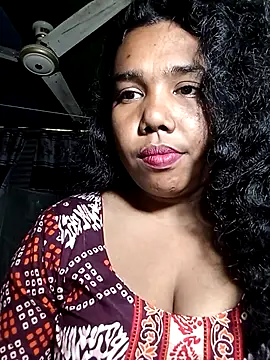 Snapshot of porimoi_505 chatting on 02-22-26, 04:24 porimoi 505 online show from 02-22-26, 04:24