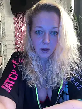 JenniferCarmen online show from 02-28-26, 10:16