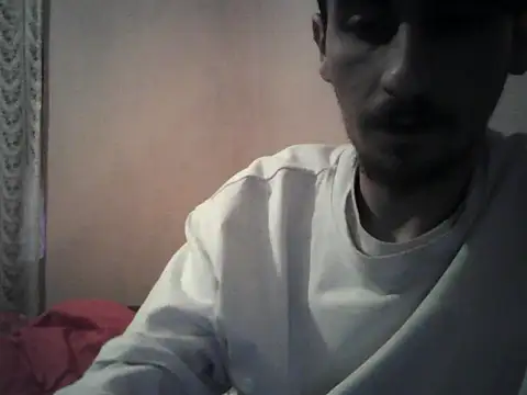 Snapshot of Hon3ySlim chatting on 12-15-25, 07:01 Hon3ySlim online show from 12-15-25, 07:01