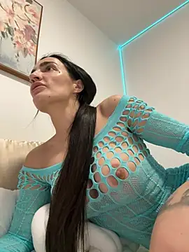Lexiiskyyxo online show from 05-27-26, 11:07