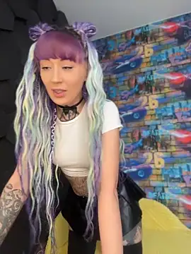 Tattoo  Moon online show from 06-05-26, 12:17