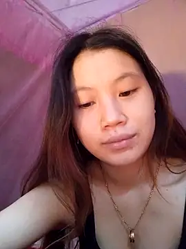 Snapshot of Lomay69 chatting on 12-15-25, 06:17 Lomay69 online show from 12-15-25, 06:17