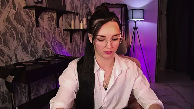 Snapshot of WendyMoris chatting on 01-13-26, 09:25 WendyMoris online show from 01-13-26, 09:25