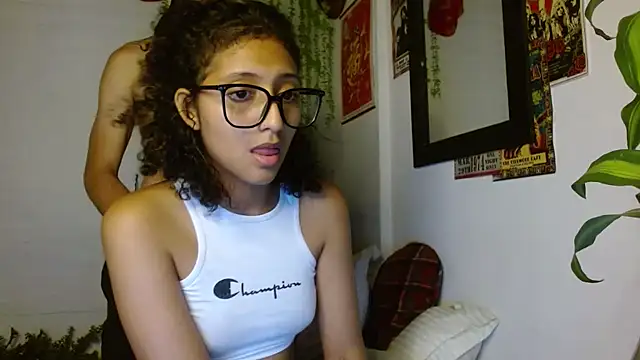 SweetEmxxx online show from 02-22-26, 12:01