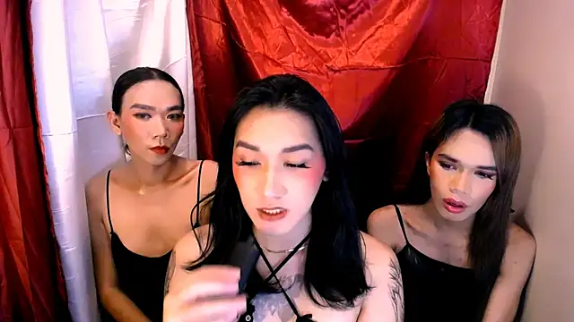 Snapshot of lil_cummer69 chatting on 05-27-26, 02:58 lil cummer69 online show from 05-27-26, 02:58