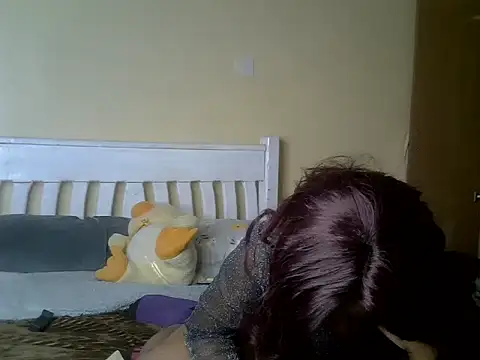 Snapshot of Bustylei chatting on 12-15-25, 06:17 Bustylei online show from 12-15-25, 06:17