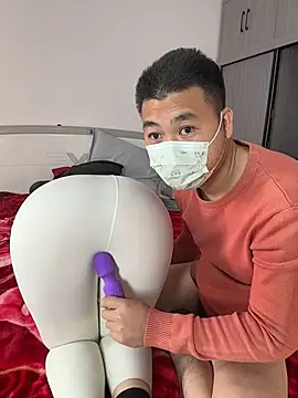 Snapshot of qwe522522 chatting on 01-06-26, 08:51 qwe522522 online show from 01-06-26, 08:51