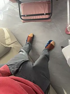 Snapshot of qwe522522 chatting on 01-09-26, 08:17 qwe522522 online show from 01-09-26, 08:17