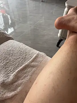 qwe522522 online show from 04-09-26, 06:41