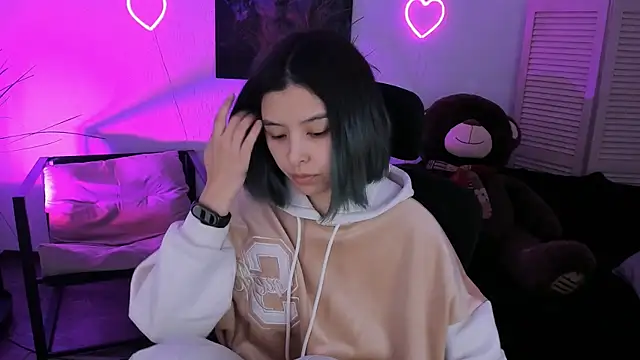 SirenMystiq online show from 04-07-26, 07:36