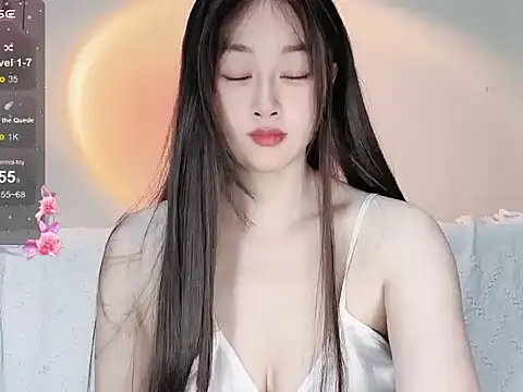 Snapshot of FH-AIAI chatting on 12-14-25, 12:10 FH-AIAI online show from 12-14-25, 12:10