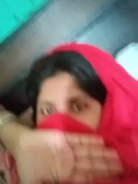 Snapshot of Cuple_masti72 chatting on 06-08-26, 03:29 Cuple masti72 online show from 06-08-26, 03:29