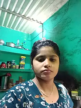 Snapshot of Cuple_masti72 chatting on 06-20-26, 02:58 Cuple masti72 online show from 06-20-26, 02:58