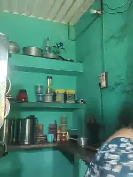 Snapshot of Cuple_masti72 chatting on 06-24-26, 02:54 Cuple masti72 online show from 06-24-26, 02:54