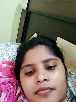 Snapshot of Cuple_masti72 chatting on 06-29-26, 04:19 Cuple masti72 online show from 06-29-26, 04:19