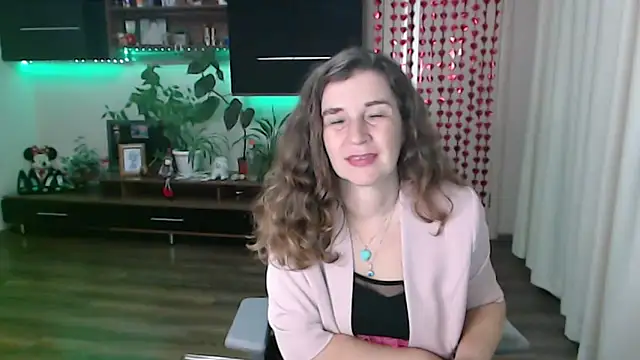 Snapshot of SofiaBoone chatting on 02-07-26, 05:49 SofiaBoone online show from 02-07-26, 05:49