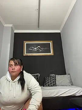 Snapshot of SayMarLuna chatting on 06-12-26, 09:14 SayMarLuna online show from 06-12-26, 09:14
