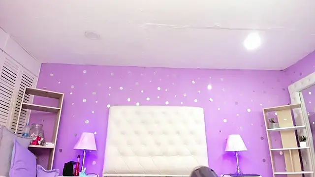 Snapshot of rousse_millers chatting on 12-19-25, 12:01 rousse millers online show from 12-19-25, 12:01