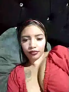 liliymike19 online show from 02-11-26, 02:49