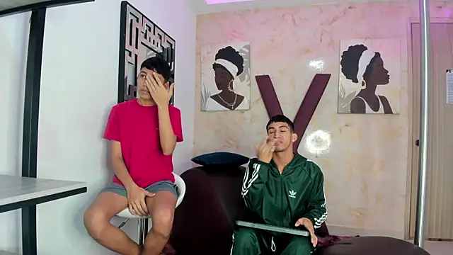 HORNY PRETTY online show from 03-31-26, 07:25