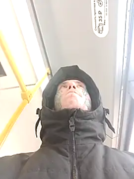 VERLIEBER11 online show from 12-14-25, 08:52