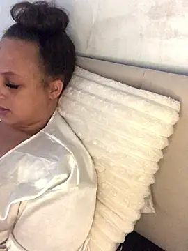 Snapshot of Welsh_Maya221x chatting on 01-14-26, 11:38 Welsh Maya221x online show from 01-14-26, 11:38