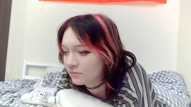 Shine Luna online show from 02-11-26, 05:07