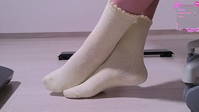 Feetbeth online show from 05-19-26, 01:56
